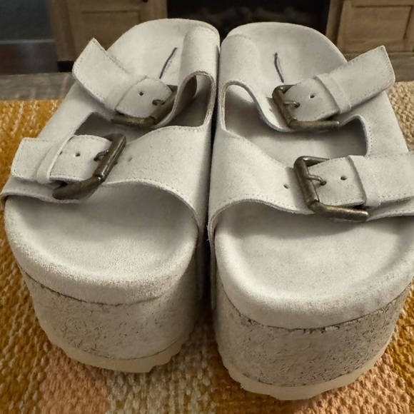 COOPER-2 SUEDE PLATFORM SANDAL - Picture 2 of 5